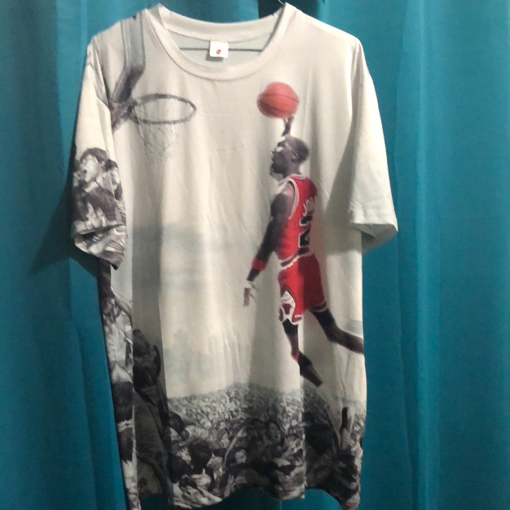 Men’s T shirt